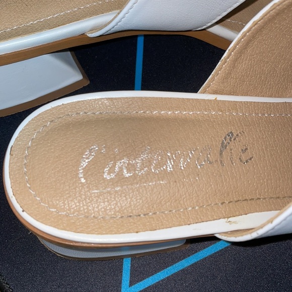 White mules sandals - Picture 2 of 3